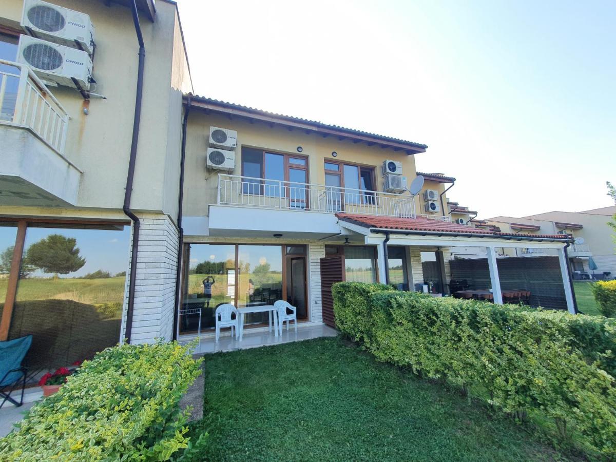 Golf Villa In Lighthouse Golf & Spa Resort Balchik Exterior photo